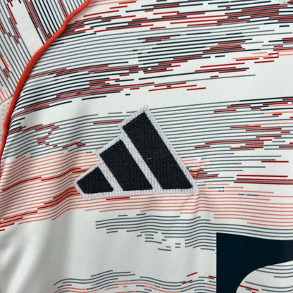 Camiseta de visitante del Bayern de Múnich 2025/26