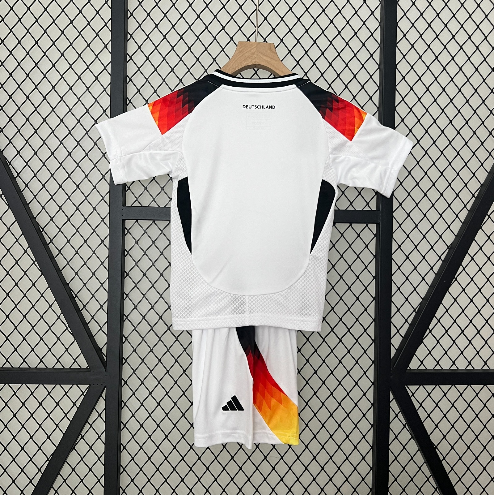 Conjunto infantil 24/25 Alemania