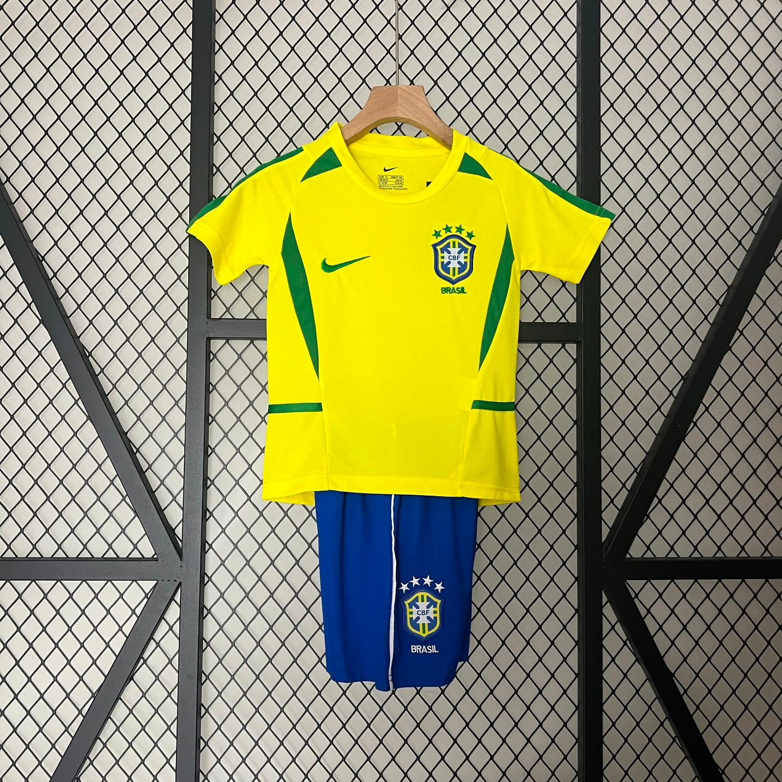 Conjunto infantil 24/25 Brasil
