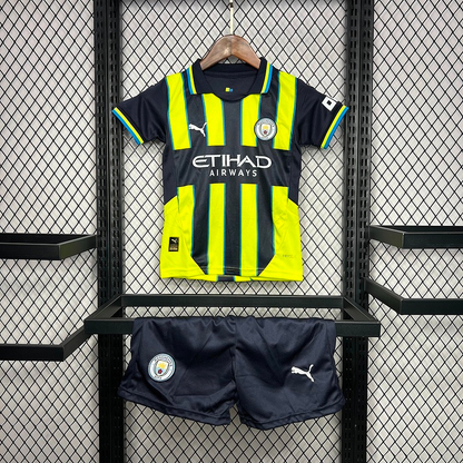 Equipación infantil del Manchester City para la temporada 24/25